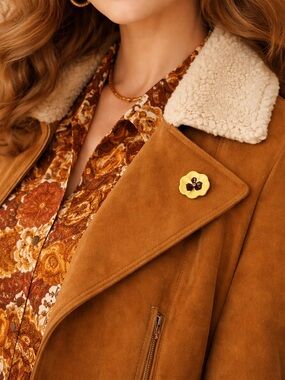 Vinatge Avon Yellow Floral Ceramic brooch-jewelry